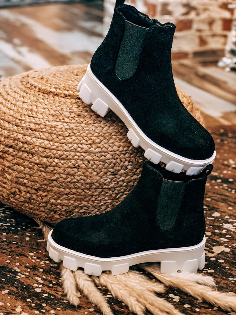 Rad Fashion The Maud Boots In Black (6-11) 6 Rad Fashion The Maud Boots In Black (6-11)