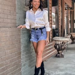 Gypsy Waltz Salado Top In Cream Clothing