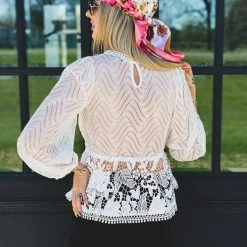 Gypsy Waltz Fulshear Topp In White - FINAL SALE Clearance