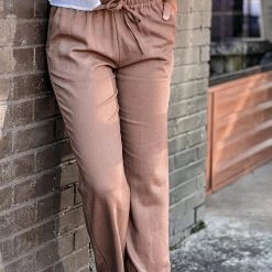 Gypsy Waltz Forsan Linen Pants In Mocha Clothing 11 Gypsy Waltz Forsan Linen Pants In Mocha Clothing