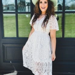 O Fashion The Eastland Dresss In White