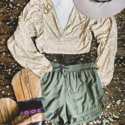 Hidden Brand The Evadale Crop Top In Honey