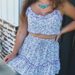 Gypsy Waltz Garland Two Piece Set In Lavender