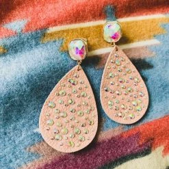 Bosuk Jewelry The Abilene Earrings (2 Colors)