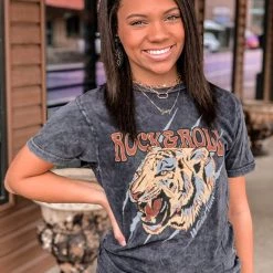 Pierce + Pine Savoy World Tour Tee (S-3X) Clothing