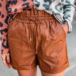 Itssy The Louise Shorts In Camel (S-XL) Clothing