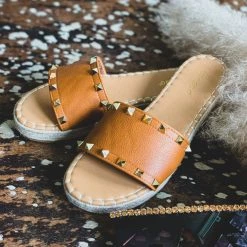 O Limit The Runaway Bay Sandals In Tan