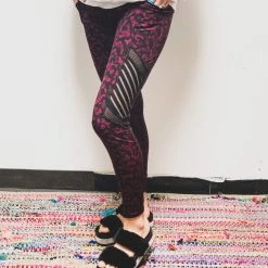 Ds Wholesale SCREENBUSTER Leopard Print Leggins In Fuchsia