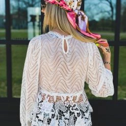 Gypsy Waltz Fulshear Topp In White - FINAL SALE Clearance