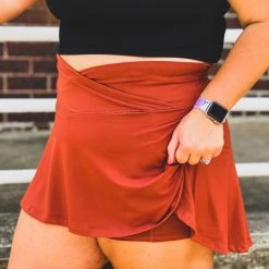 Gypsy Waltz Hallsville Athletic Skirt In Terracotta In Curvy New
