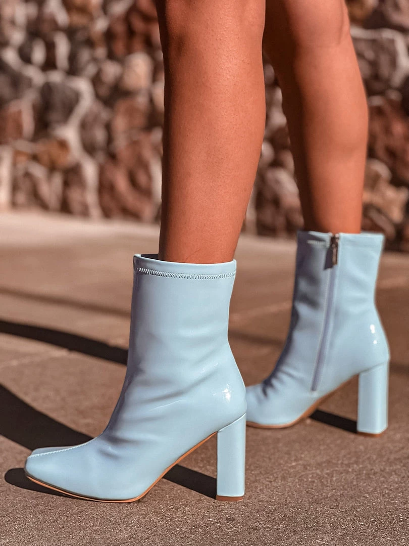 LA Shoe King Shoes Woodway Boots In Blue (6-11) 5 LA Shoe King Shoes Woodway Boots In Blue (6-11)