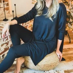 Itssy DAILY DEAL Black Tunic Top & Leggin Two Piece Set (S-3X) Special Daily Deals