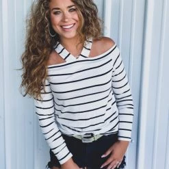 Fantastic Fawn Clothing The Bishop Hills Top