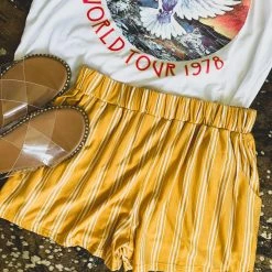 Heart & Hips The Linden Shorts In Mustard Bottoms