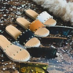 O Limit Shoes The Runaway Bay Sandals In White