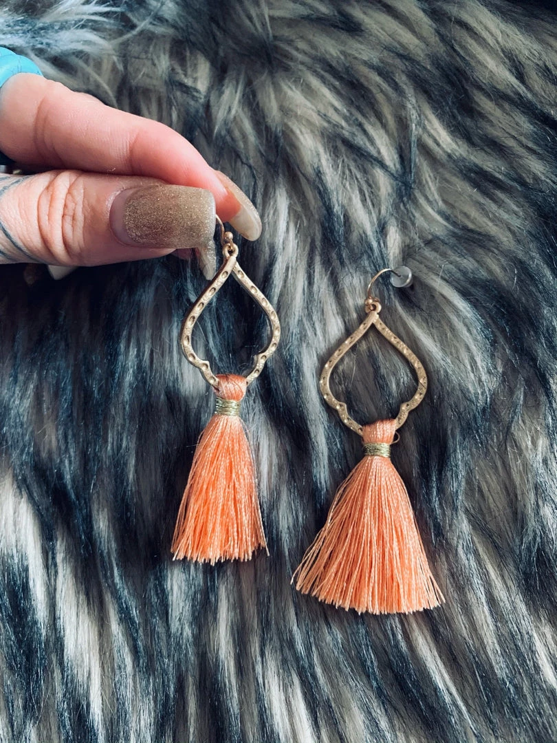 Gypsy Waltz Rio Vista Fringe Earrings In Peach 5 Gypsy Waltz Rio Vista Fringe Earrings In Peach