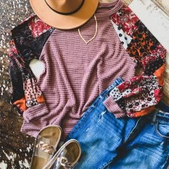 Gypsy Waltz Holland Topp (1X-3X) -FINAL SALE