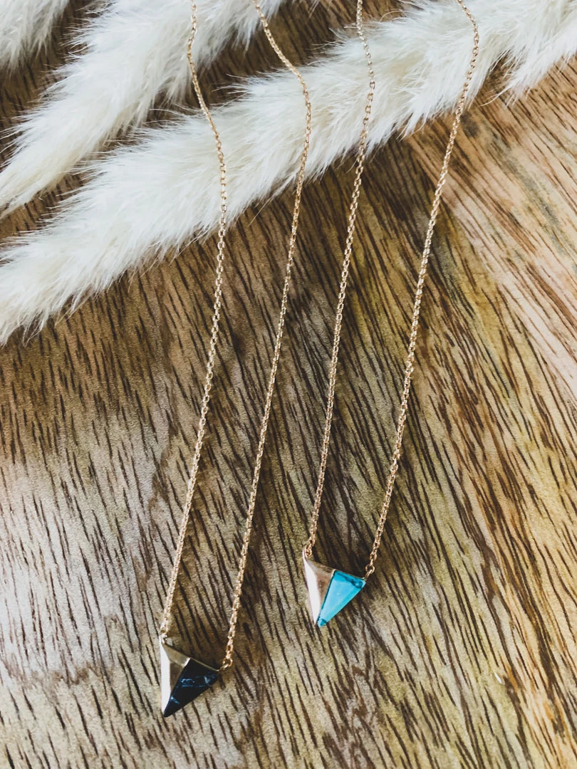 Urbanista SCREENBUSTER Gold Triangle Ncklce With Stone (2 Colors) Special Daily Deals 6 Urbanista SCREENBUSTER Gold Triangle Ncklce With Stone (2 Colors) Special Daily Deals