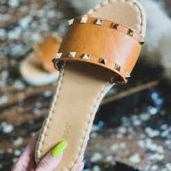 O Limit The Runaway Bay Sandals In Tan
