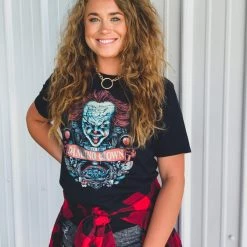 Mud Honeys The Chester Tee (S-2X)