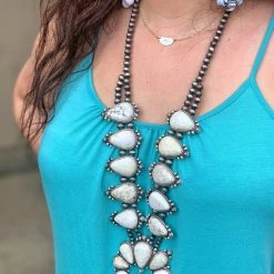 Isac Trading The Chapel Hill Necklace In Ivory