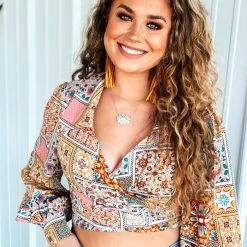 AKAIV The Batesville Top Clothing 29 AKAIV The Batesville Top Clothing