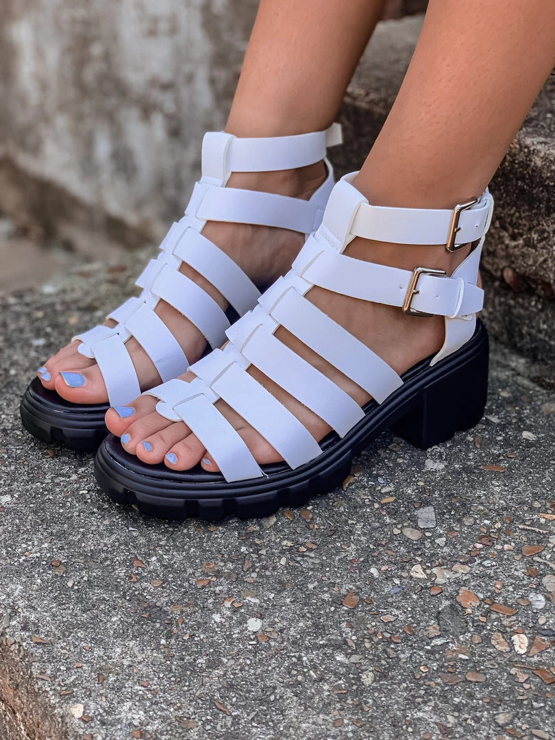 Gypsy Waltz New Boston White Chunky Sandals 9 Gypsy Waltz New Boston White Chunky Sandals