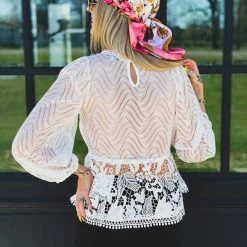 Gypsy Waltz Fulshear Topp In White - FINAL SALE Clearance