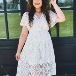 O Fashion The Eastland Dresss In White