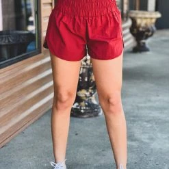Gypsy Waltz Clothing Freeport Shorts In Maroon