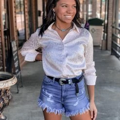 Gypsy Waltz Salado Top In Cream Clothing