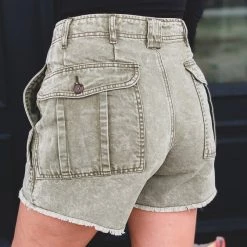 Easel Clothing The Seabrook Shorts