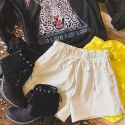 Gypsy Waltz Runge Shorts In White Clothing