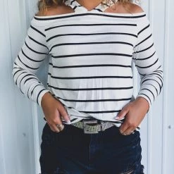 Fantastic Fawn Clothing The Bishop Hills Top