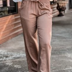 Gypsy Waltz Forsan Linen Pants In Mocha Clothing
