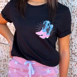 Gypsy Waltz Horseshoe Bay Howdy Tee (S-2X) New