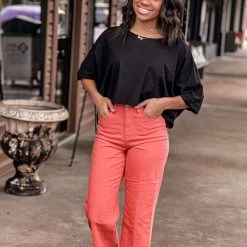 Gypsy Waltz Tops Princeton Crop Tee In Black