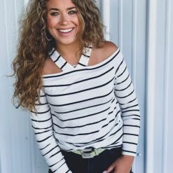 Fantastic Fawn Clothing The Bishop Hills Top