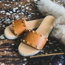 O Limit The Runaway Bay Sandals In Tan