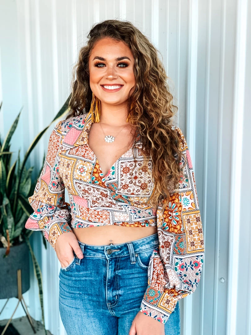 AKAIV The Batesville Top Clothing 16 AKAIV The Batesville Top Clothing