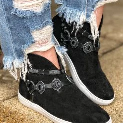 Very Volatile Clearance The Shallowater Shoee In Black