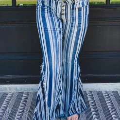 L&B The Dallas Bells