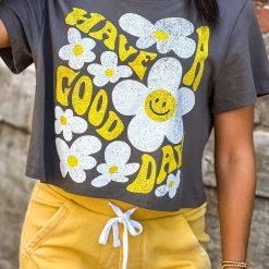 Gypsy Waltz Mobeetie Good Day Crop Tee