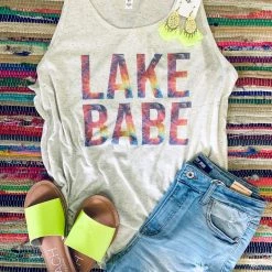 Gypsy Waltz Clearance The Lakewood Tank Topp (S-2X)