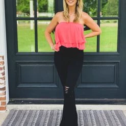 Apple Tree Apparel The Waco Topp In Coral Clearance