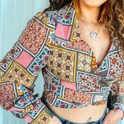 AKAIV The Batesville Top Clothing 41 AKAIV The Batesville Top Clothing