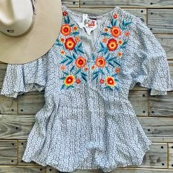 Angie The Sweetwater Topp