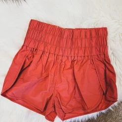 Gypsy Waltz Clothing Freeport Shorts In Dusty Rose