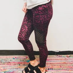 Ds Wholesale SCREENBUSTER Leopard Print Leggins In Fuchsia