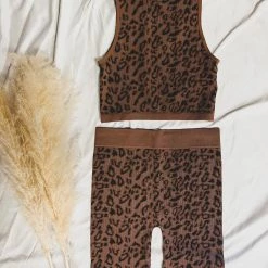 Gypsy Waltz Keene Leopard Print Top New